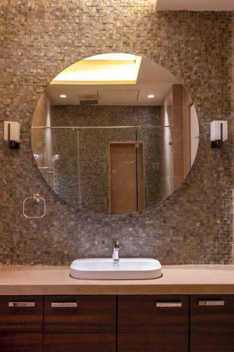 Luxurious 4bhk Private Pool Villa Seis At Arpora