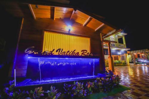 Hotel Grand Vatika Resort