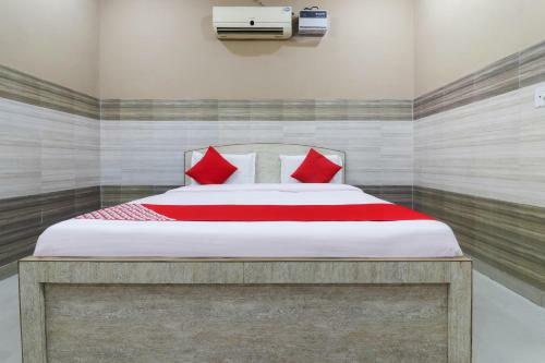 Hotel Oyo 49871 Geeta Palace