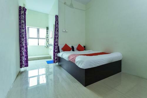 Oyo 75657 Hotel Omkar Lodge