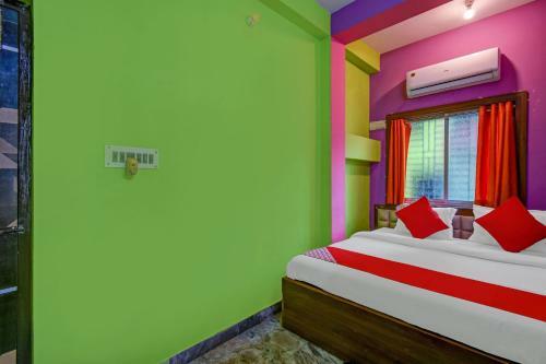 Oyo 74265 Hotel Diamond Palace