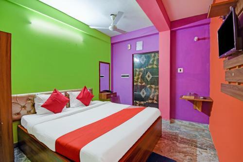 Oyo 74265 Hotel Diamond Palace