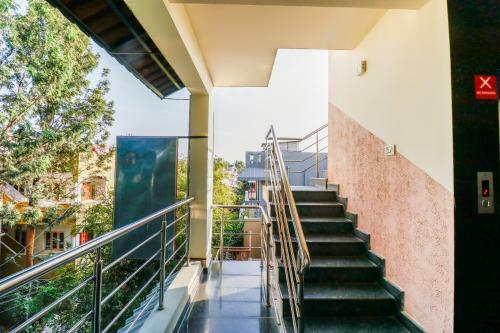 Hotel Oyo 69693 The Royal Park