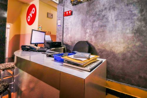 Hotel Oyo 69693 The Royal Park