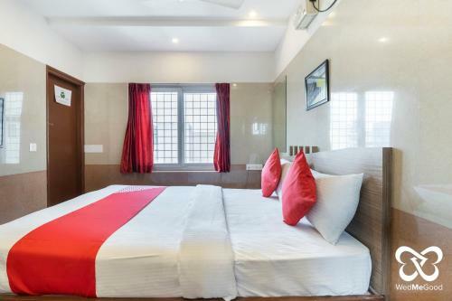 Hotel Oyo 71538 Royal Residency