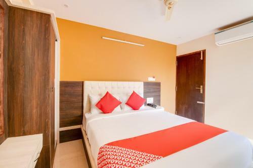 Hotel Oyo 71425 Sai Luxuria
