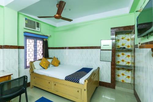 Hotel Oyo 75132 K N Residency