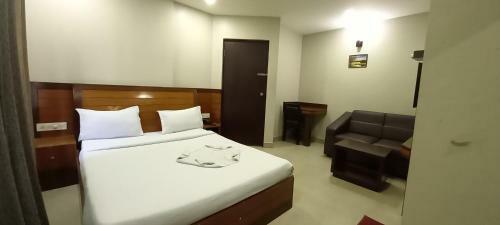 Park Palace Hotel Madiwala