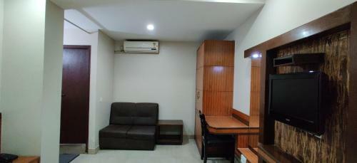 Park Palace Hotel Madiwala