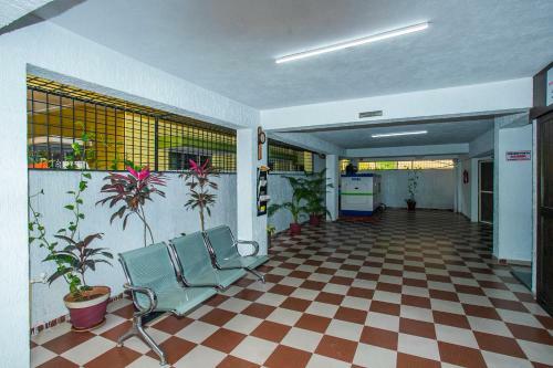 Hotel Oyo 6376 Stayzone 365 Inn