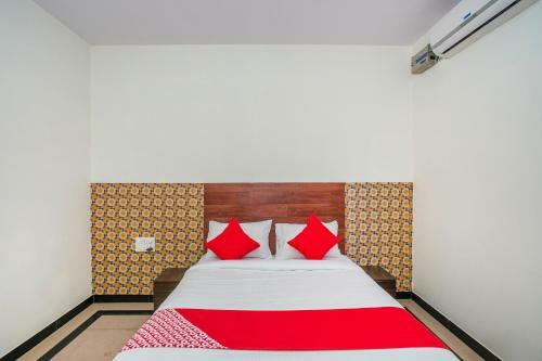 Hotel Oyo 26817 Gks Residency