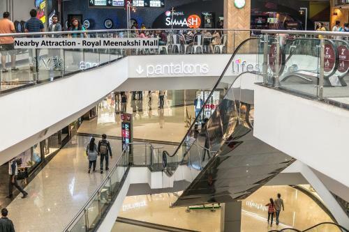 Hotel Oyo 26817 Gks Residency