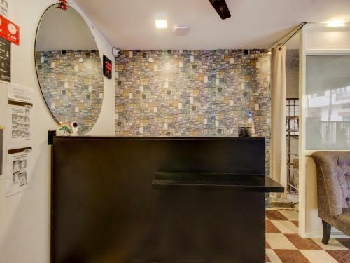 Hotel Oyo 74308 Kings Suites