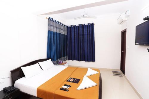 Longmen Hotel