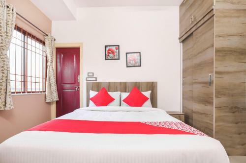 Hotel Oyo 30678 S K Residency