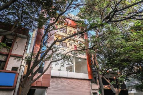 Hotel Oyo 30678 S K Residency