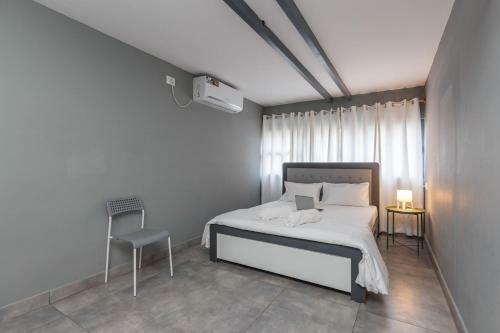 Woke Hostel Indiranagar