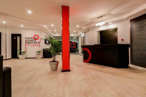 Oyo 79535 Collection O The Mayer Hotel