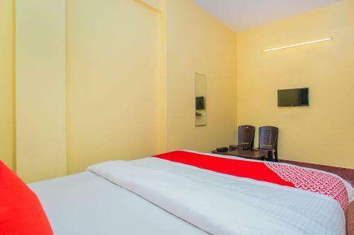 Oyo 23032 Hotel Mayur Paradise