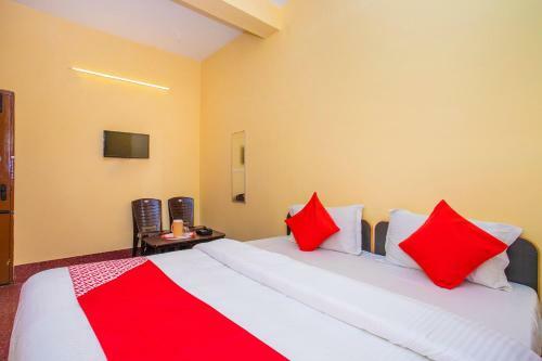 Oyo 23032 Hotel Mayur Paradise