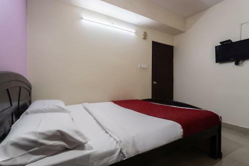 Spot On 47477 Hotel Maurya Paradise Inn