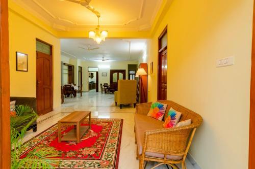 Hostal The White Villa Boutique Stay