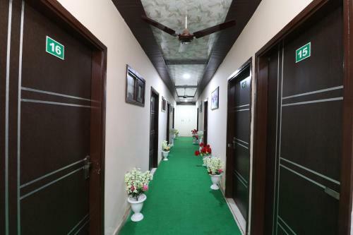 Hotel Oyo 28338 New Life
