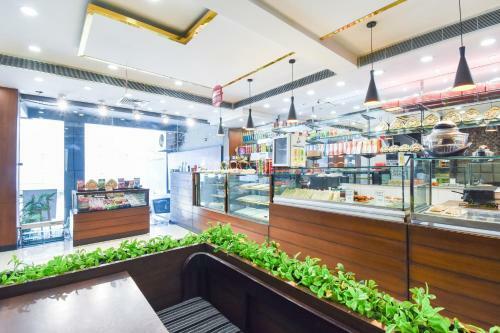 Hotel Oyo 76367 Grand Punjab