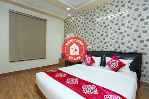 Capital O 16639 Hotel Shri Pushpraj