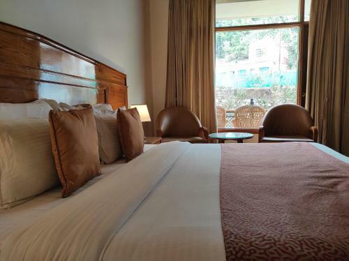 Aaroham The Watergate Hotel Bhimtal