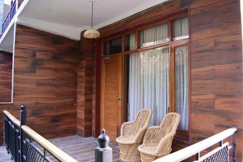 Aaroham The Watergate Hotel Bhimtal