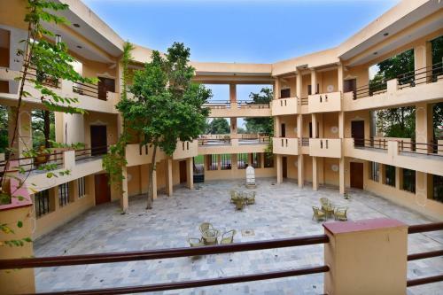 Hotel Pride Kadamb Kunj Resort Bharatpur