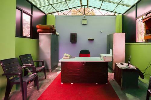 Hotel Oyo 49674 Akash Resort