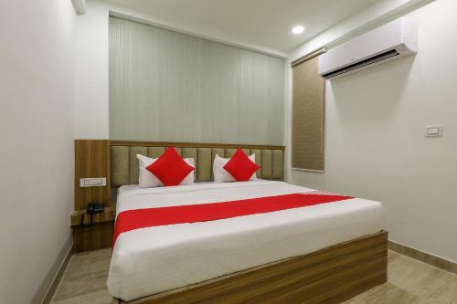 Hotel Capital O 27045 Pride Inn