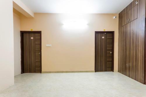 Hotel Oyo 44026 Samrudhi Residency
