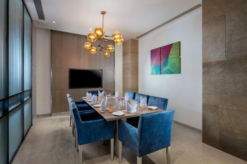 Hotel Royal Hometel Suites