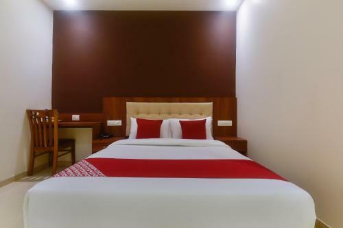 Hotel Oyo 48017 Shubham Residency