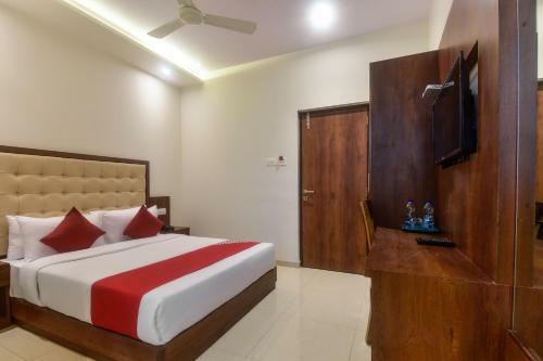 Hotel Oyo 48017 Shubham Residency