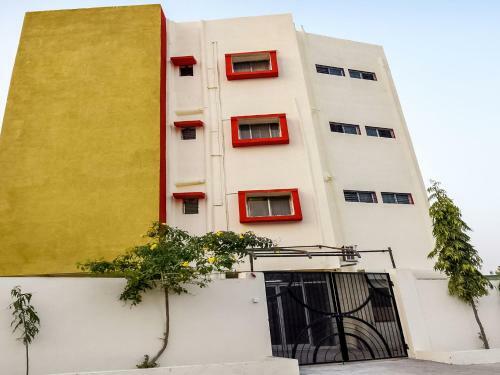 Hotel Oyo 48017 Shubham Residency