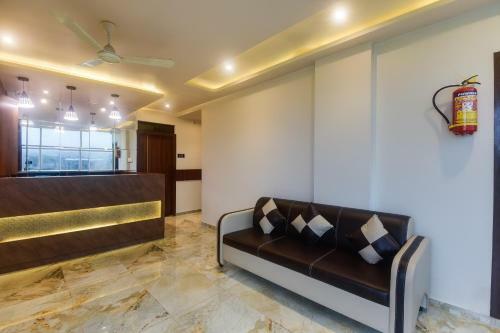 Hotel Oyo 48017 Shubham Residency