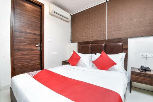 Hotel Oyo Mum2165 Golden Star