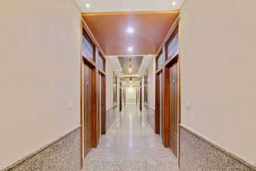 Hotel Oyo 64827 Marve Residency