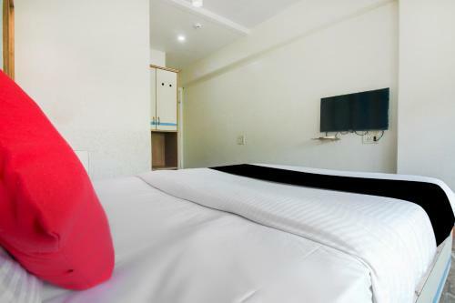 Capital O75414 Hotel Dream Residency