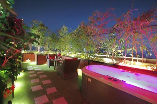 Theory9 Premium Service Apartments Bandra