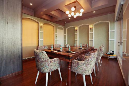 Theory9 Premium Service Apartments Bandra