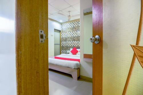 Oyo 74855 Hotel Nirmal Inn