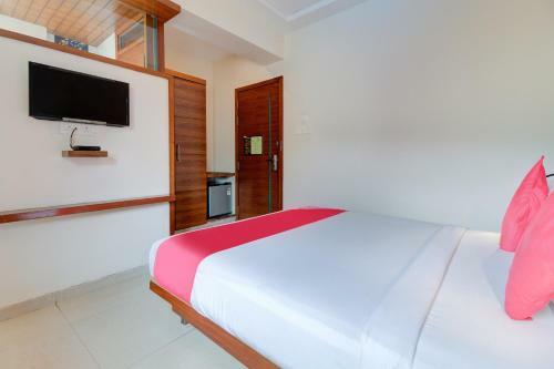 Oyo Flagship 77666 Hotel Vinyasa