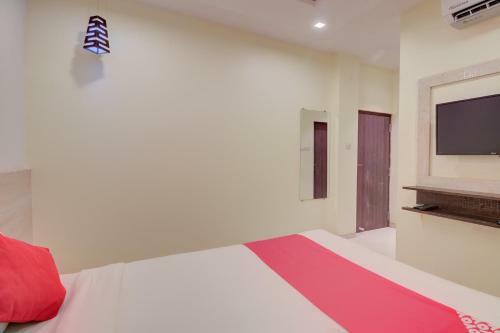 Hotel Oyo 42939 Royal Orbit