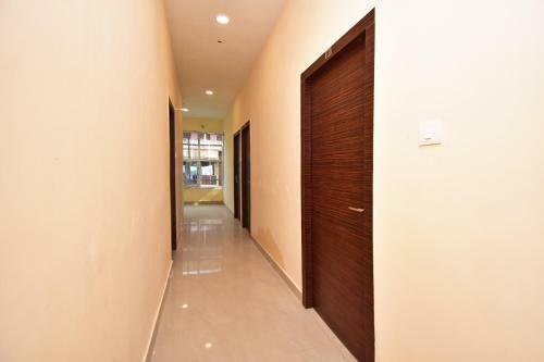 Hotel Silverkey Executive Stays 38545 Stay Hub Bhawanipur