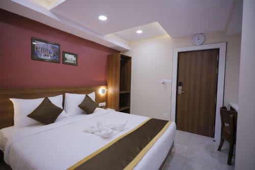 The Avenue Hotel Ballygunge
